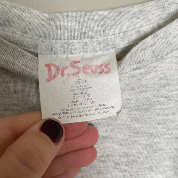 Vintage 1995 Dr. Seuss Green Eggs and Ham Graphic Tee Junior XL - Picture 7 of 7